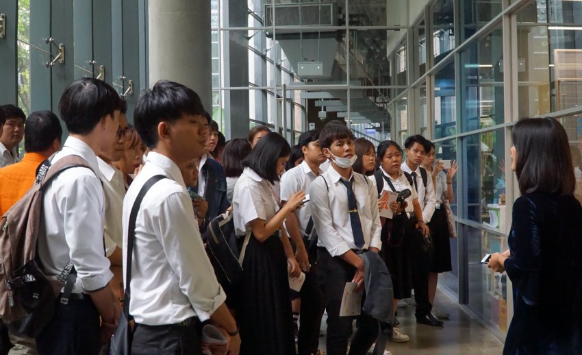 ไทยพีบีเอส ต้อนรับคณะเยี่ยมชมจากคณะเทคโนโลยีสื่อสารมวลชน มหาวิทยาลัยเทคโนโลยีราชมงคลธัญบุรี