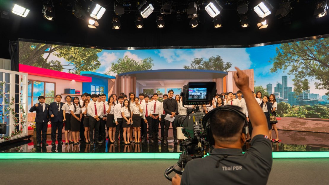 วิทยาลัยเทคโนโลยีอรรถวิทย์พณิชยการ เรียนรู้ AI ในกระบวนการผลิตสื่อและการบริหารสื่อของไทยพีบีเอส 