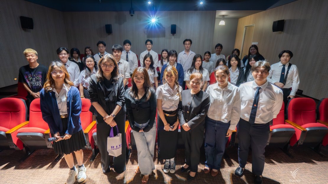 คณะอาจารย์และนักศึกษาหลักสูตรสื่อศึกษานานาชาติ มธ. เยี่ยมชมไทยพีบีเอส ศึกษาบทบาทสื่อสาธารณะในยุคดิจิทัล
