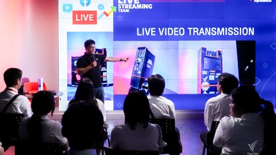 วิทยาลัยเทคโนโลยีพงษ์สวัสดิ์ เยี่ยมชมไทยพีบีเอส เรียนรู้การออกอากาศในระบบดิจิทัลบรอดแคสต์